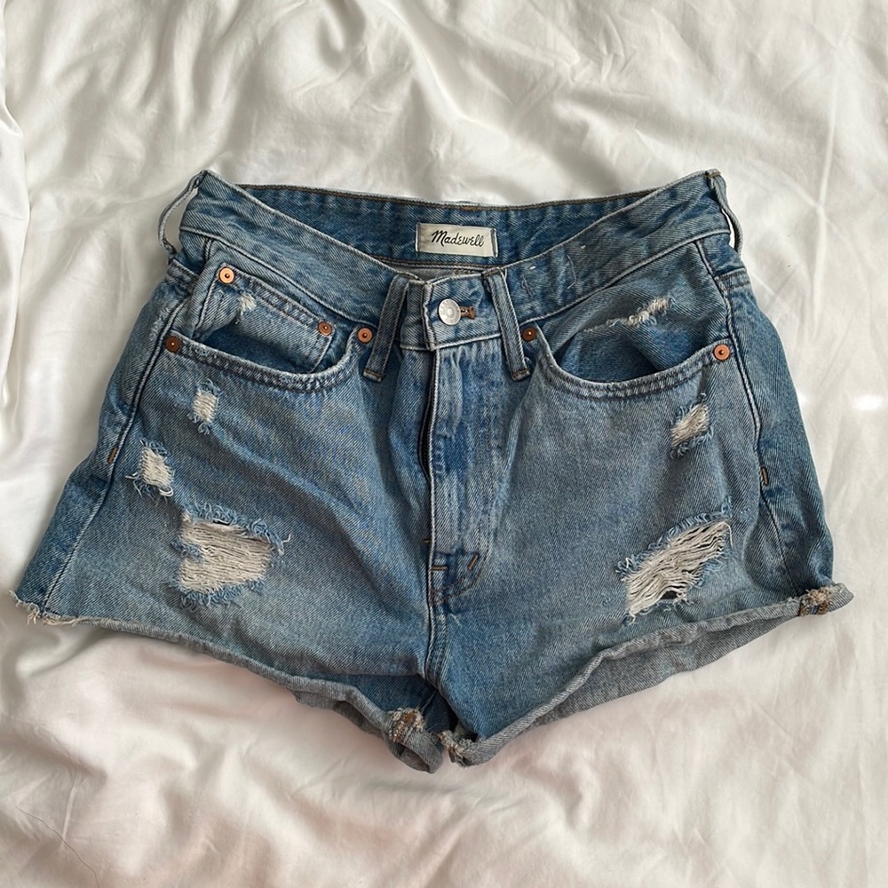 Size 26 Madewell Relaxed Denim Short